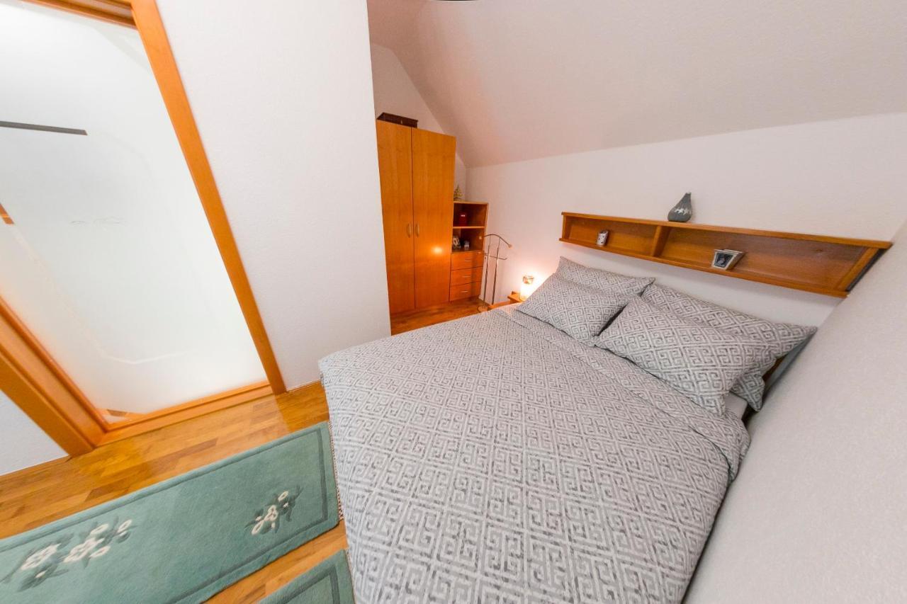 Holiday Home Villa Sara Bihać Extérieur photo