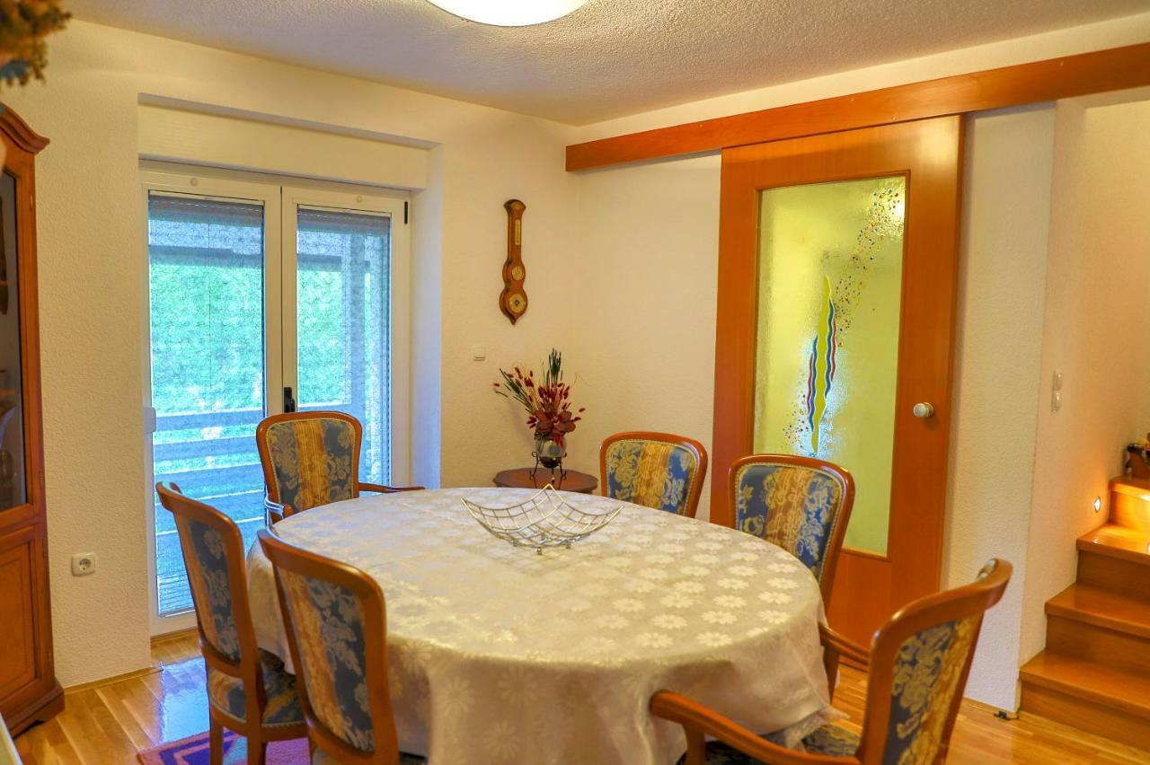 Holiday Home Villa Sara Bihać Extérieur photo